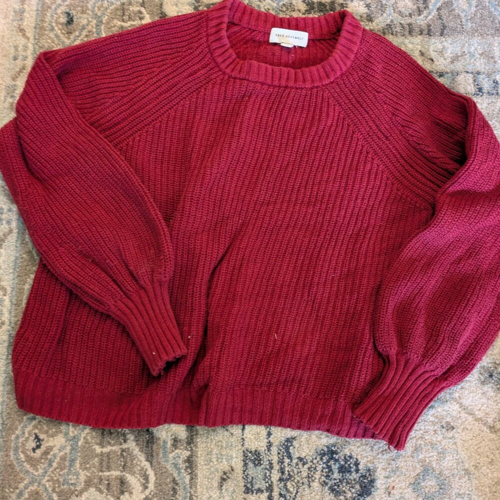 Red sweater free assembly